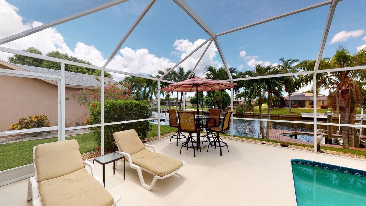 Photo of Outdoor in Pelican
