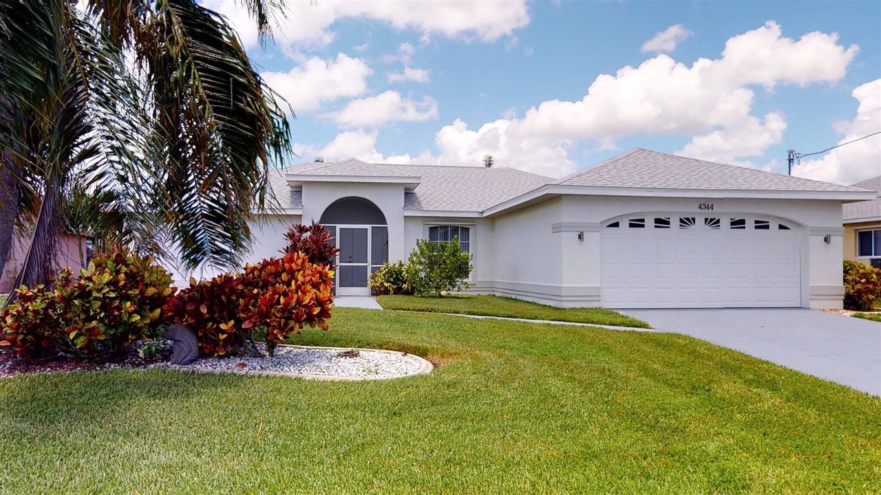 Photo of Outdoor in Pelican