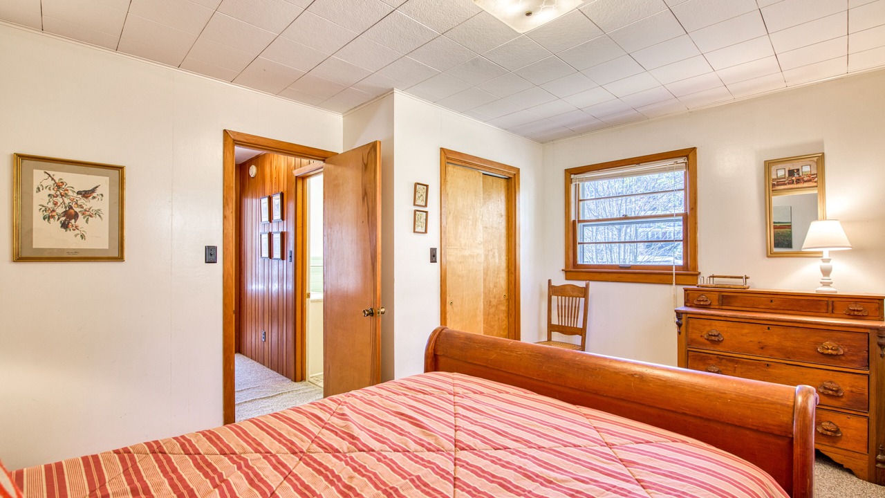 Photo of Bedroom in Lake Junaluska