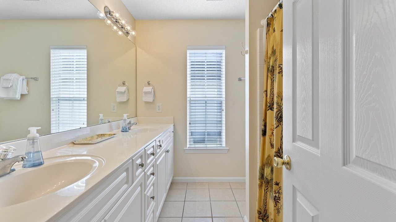 Photo of Bathroom in Surfside Beach