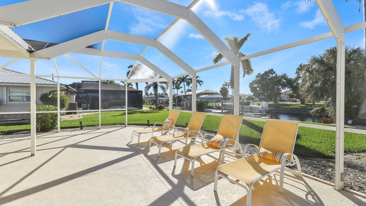 Photo of Patio Balcony in Yacht Club