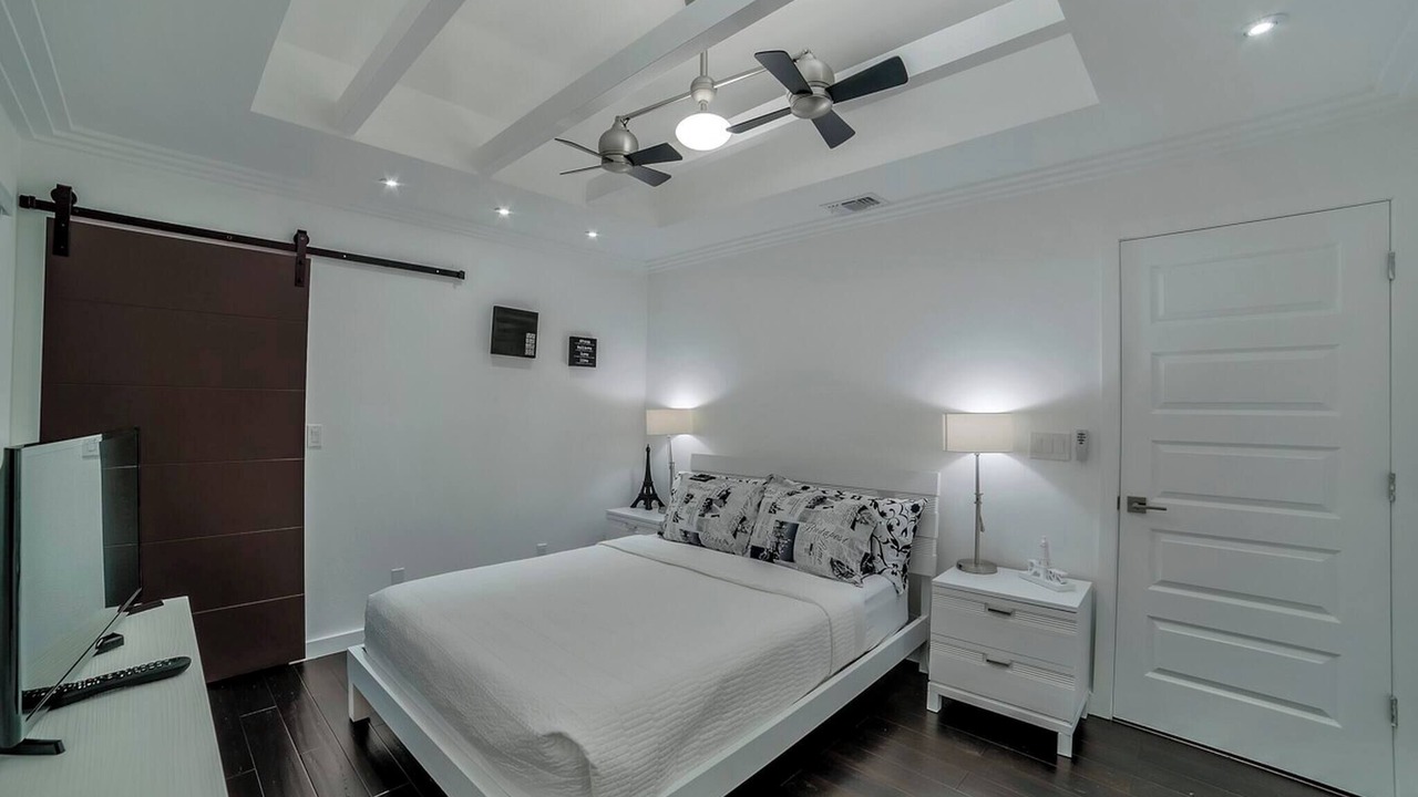 Photo of Bedroom in Pelican