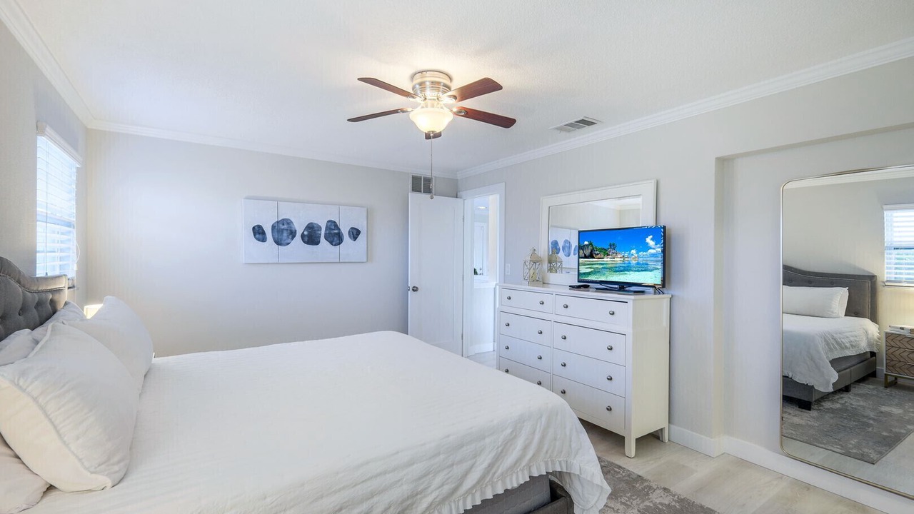 Photo of Bedroom in Pelican