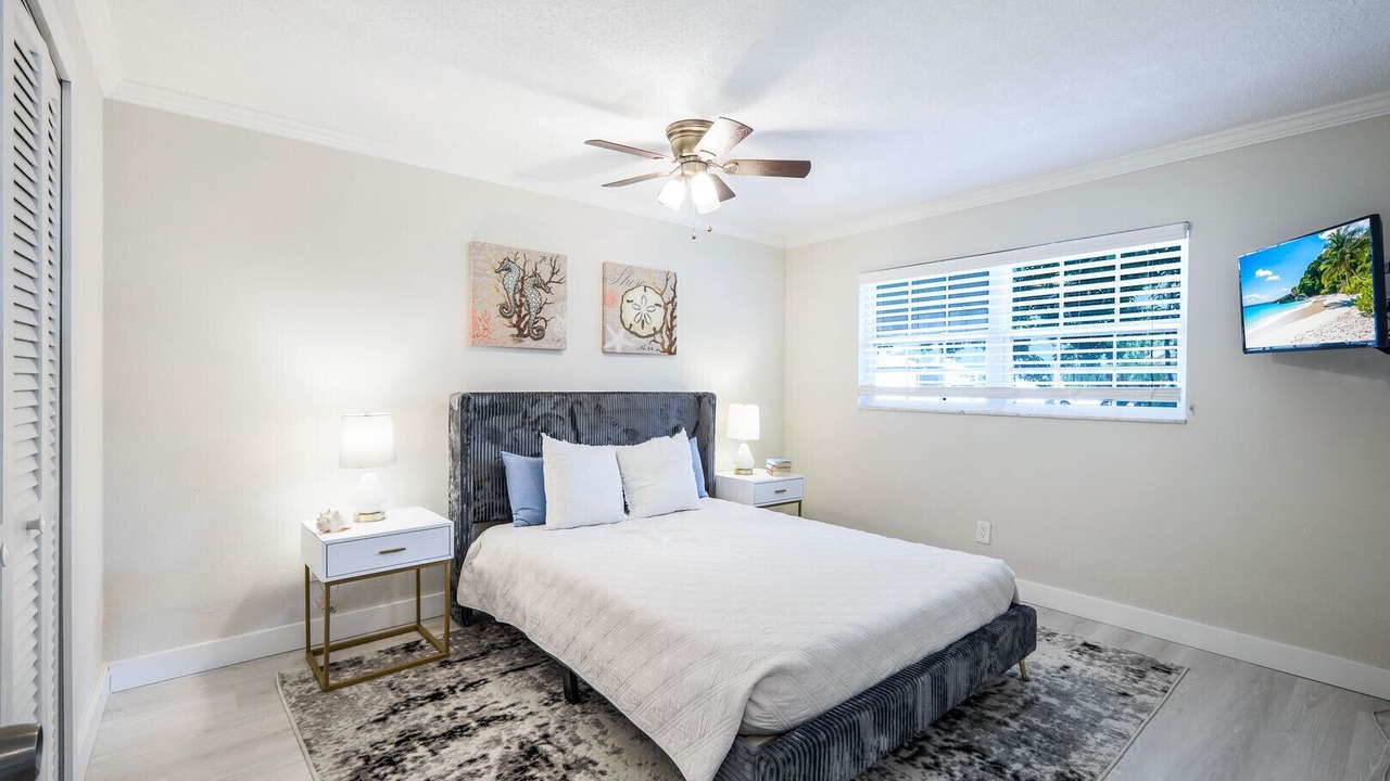 Photo of Bedroom in Pelican