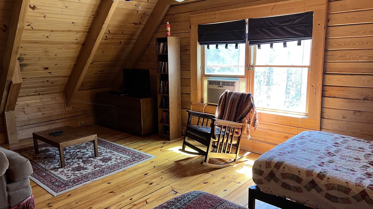 Photo of Bedroom in Grassy Creek