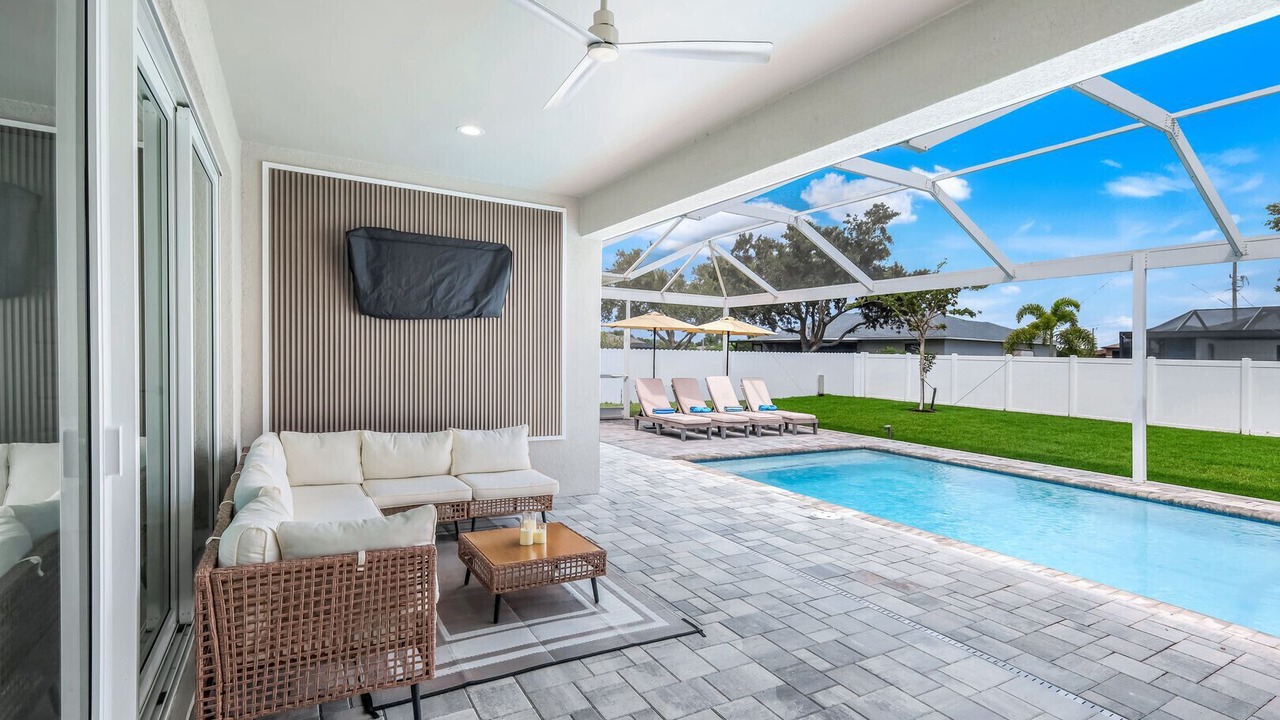 Photo of Outdoor in Pelican