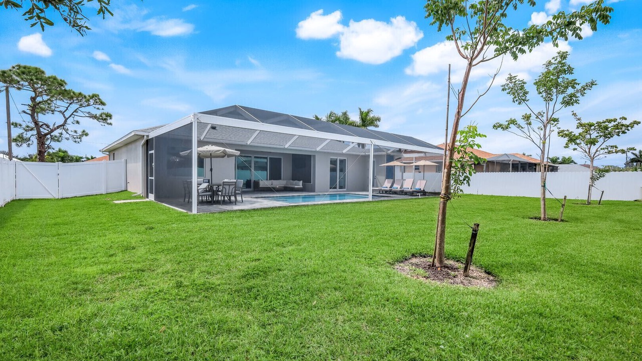 Photo of Outdoor in Pelican