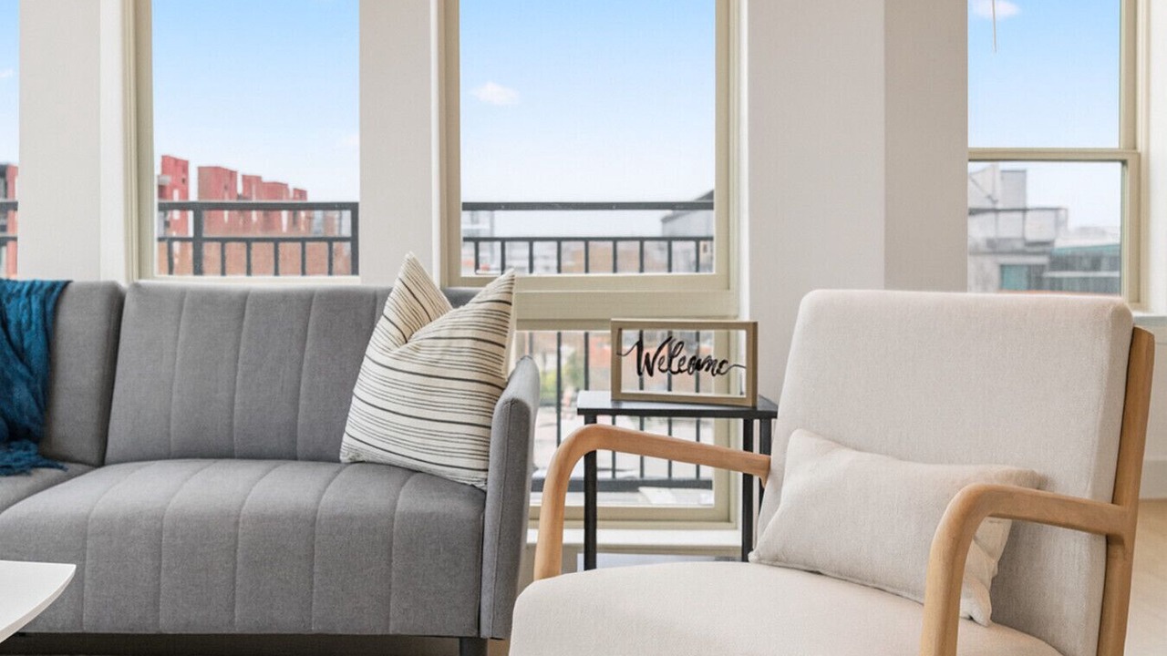 Photo of Livingroom in Five Points South