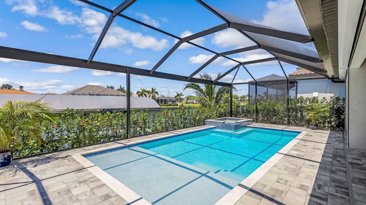 Photo of Outdoor in Pelican