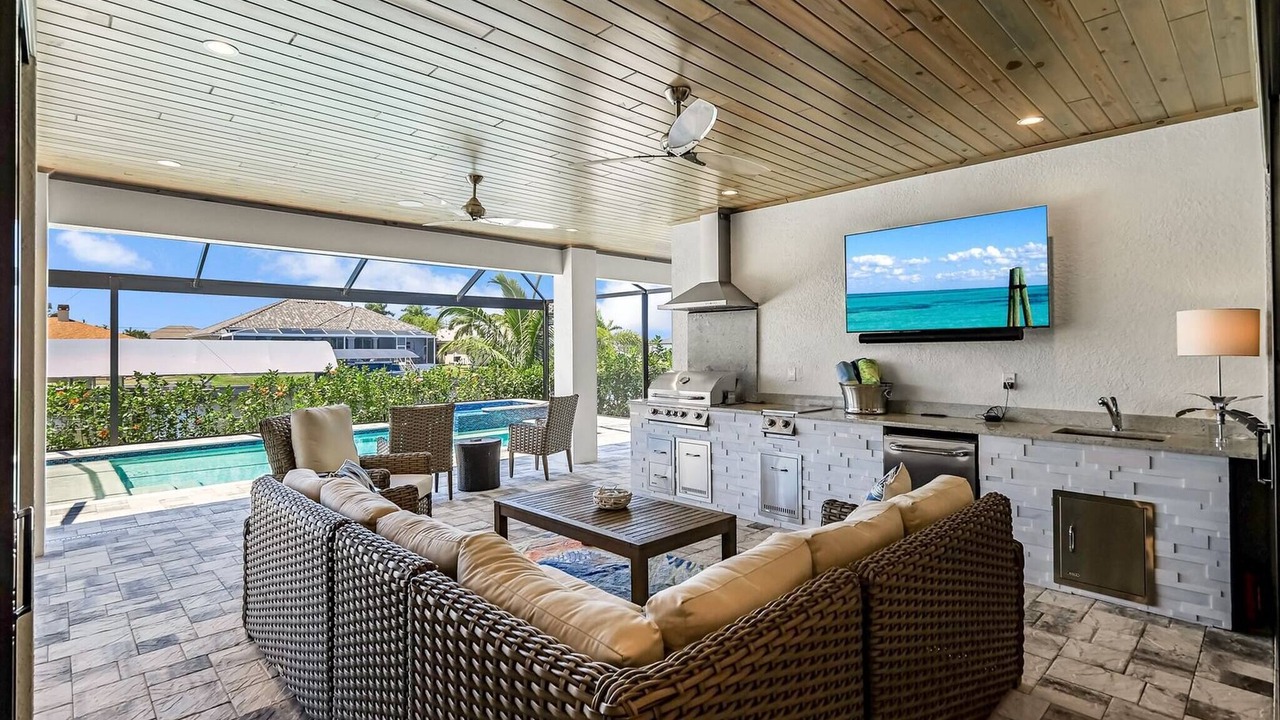 Photo of Livingroom in Pelican