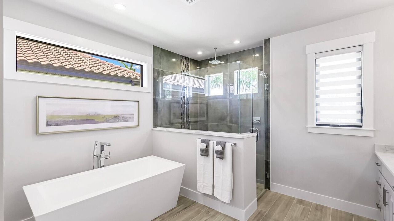 Photo of Bathroom in Pelican