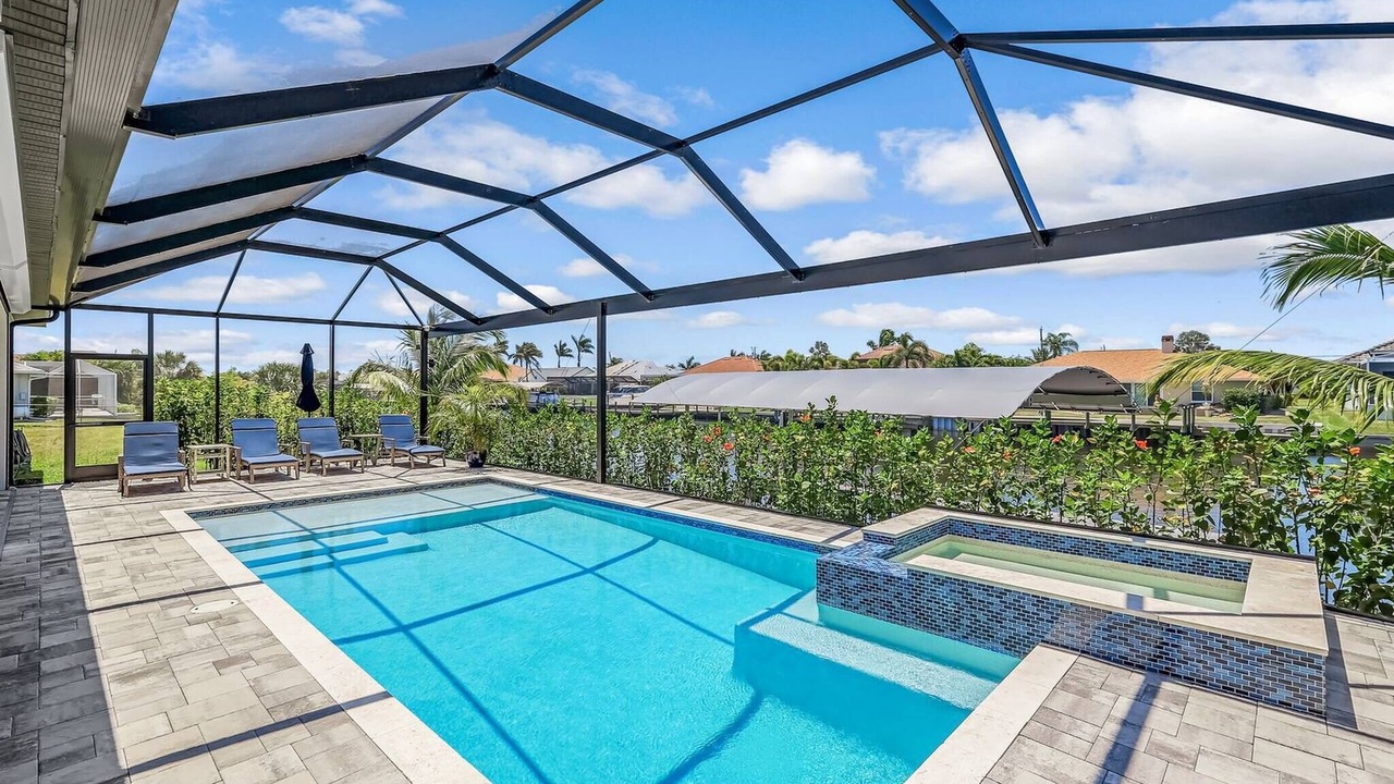 Photo of Outdoor in Pelican