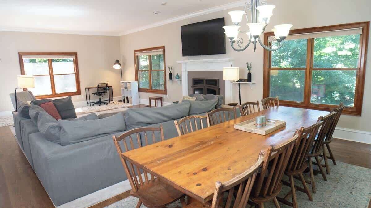 Photo of Bedroom in Suwanee