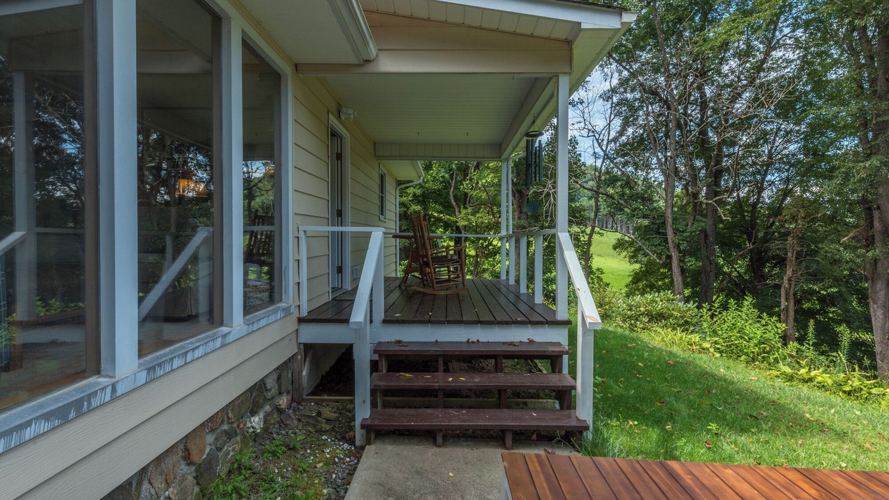 Photo of Patio Balcony in Burnsville