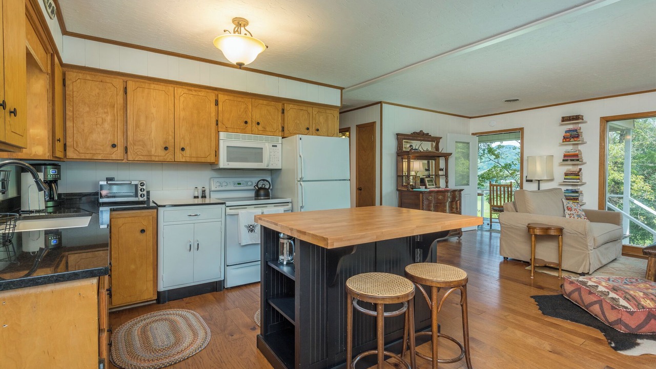 Photo of Kitchen in Burnsville