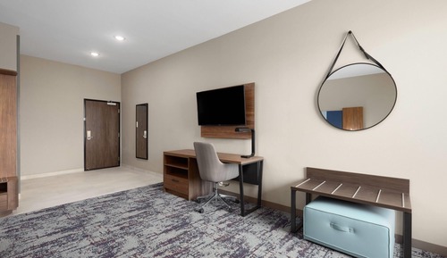 Studio Suite, 1 King Bed, Non Smoking