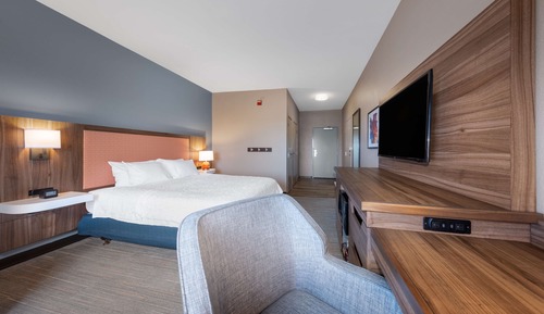 Room, 1 King Bed, Accessible (Hearing)