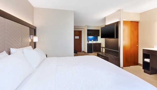 Suite, 1 King Bed