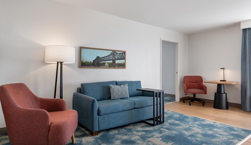 Suite, 1 King Bed, Non Smoking