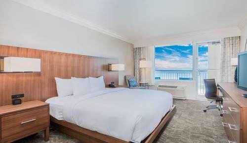 Deluxe Room, 1 King Bed