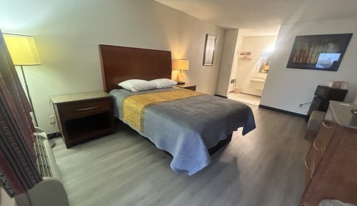 Room, 1 Queen Bed, Non Smoking