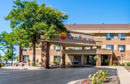 East Paris Hotel | Comfort Inn Airport Grand Rapids