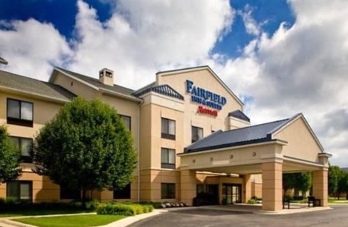 Norton Shores Hotel | Fairfield Inn and Suites by Marriott Muskegon Norton Shores