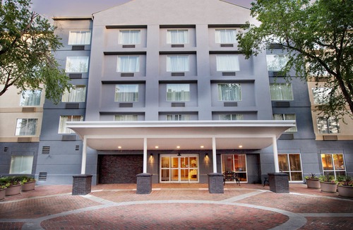 Buckhead Village Hotel | Fairfield Inn & Suites by Marriott Atlanta Buckhead