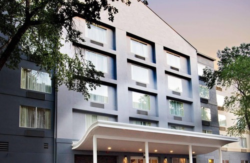 Buckhead Village Hotel | Fairfield Inn & Suites by Marriott Atlanta Buckhead